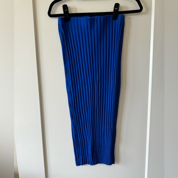 Cotton Citizen Capri Cut Out Tank & Skirt Set size Small - Picture 9 of 11